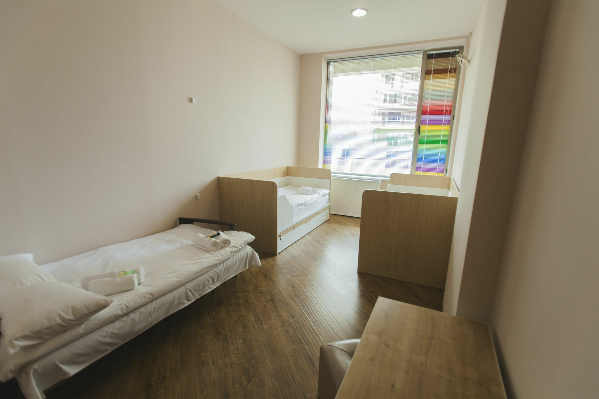 Holiday Hotel & Hostel Yerevan Exterior photo